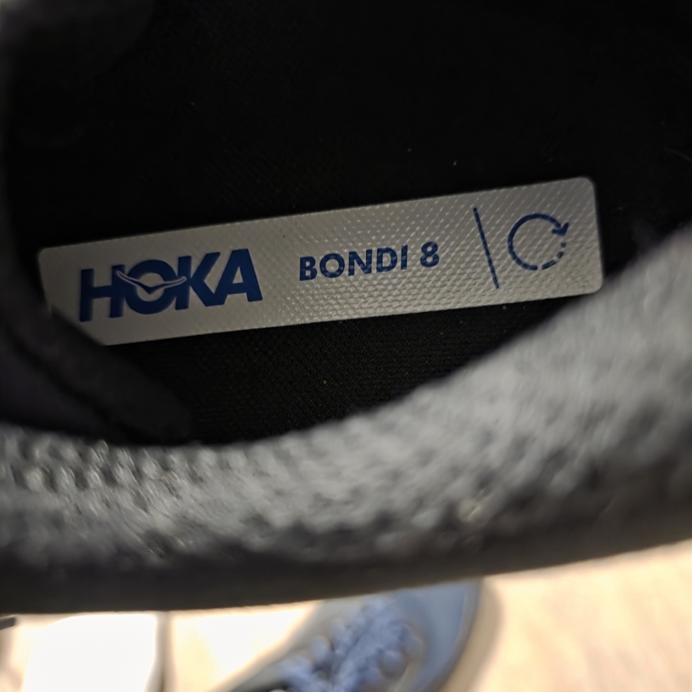 13m Hoka Bondi 8 - Picture 2 of 3